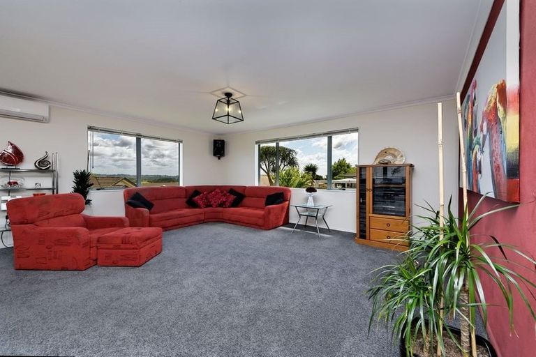 Photo of property in 147f Sturges Road, Henderson, Auckland, 0612