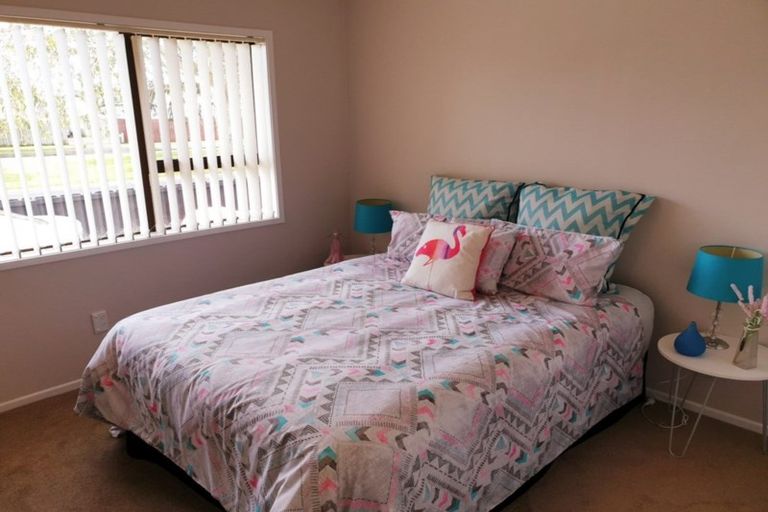 Photo of property in 1/397 Roscommon Road, Clendon Park, Auckland, 2103