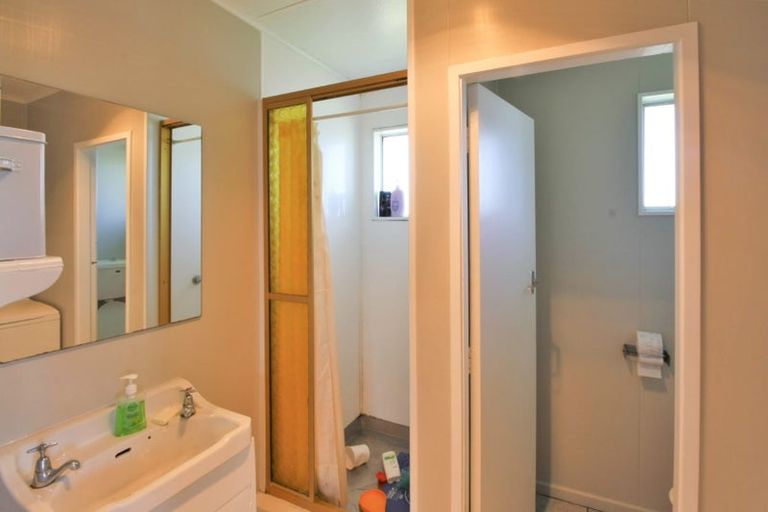 Photo of property in 12 Dipton Street, Kingswell, Invercargill, 9812