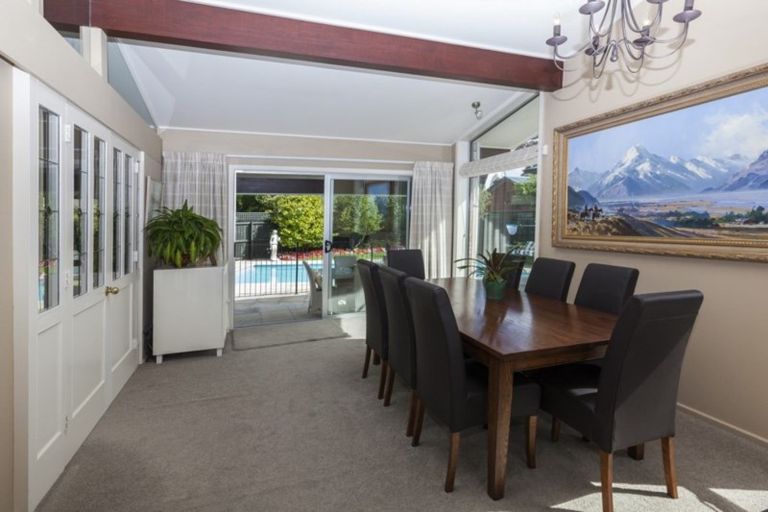 Photo of property in 6 Rutherglen Avenue, Ilam, Christchurch, 8041