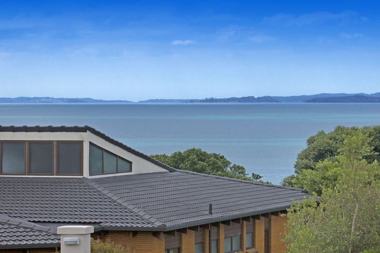Photo of property in 201 Vipond Road, Stanmore Bay, Whangaparaoa, 0932