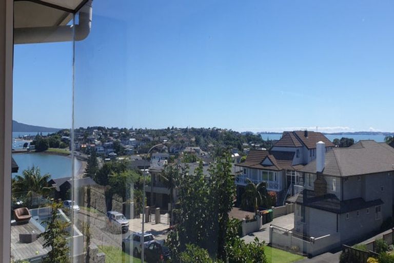 Photo of property in 4c Te Akau Crescent, Bucklands Beach, Auckland, 2012