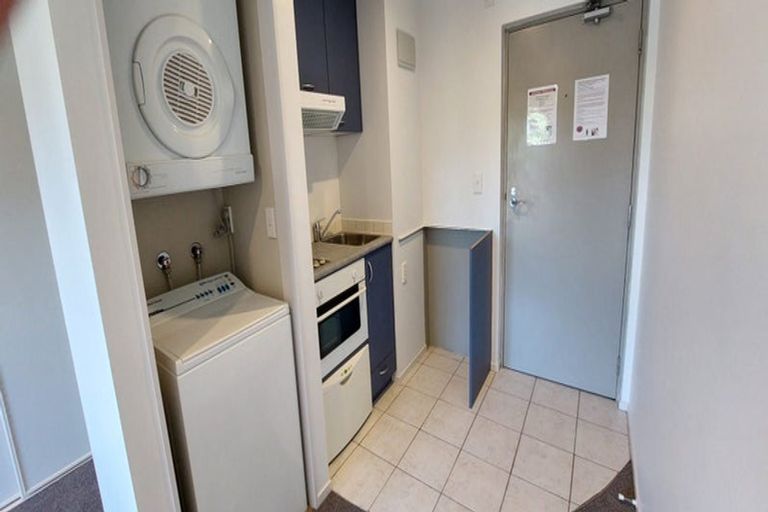 Photo of property in 10d Crown Lynn Place, New Lynn, Auckland, 0600