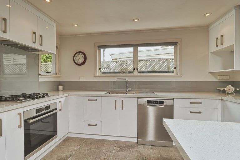 Photo of property in 182 Vigor Brown Street, Napier South, Napier, 4110