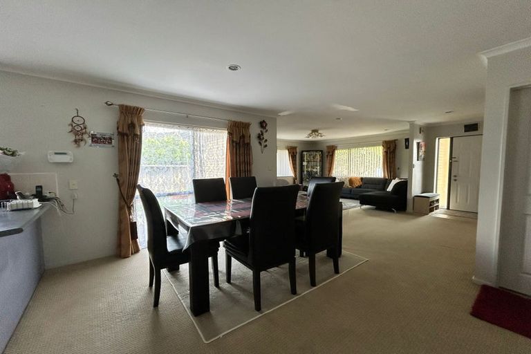 Photo of property in 4 Sid Place, Mangere, Auckland, 2022