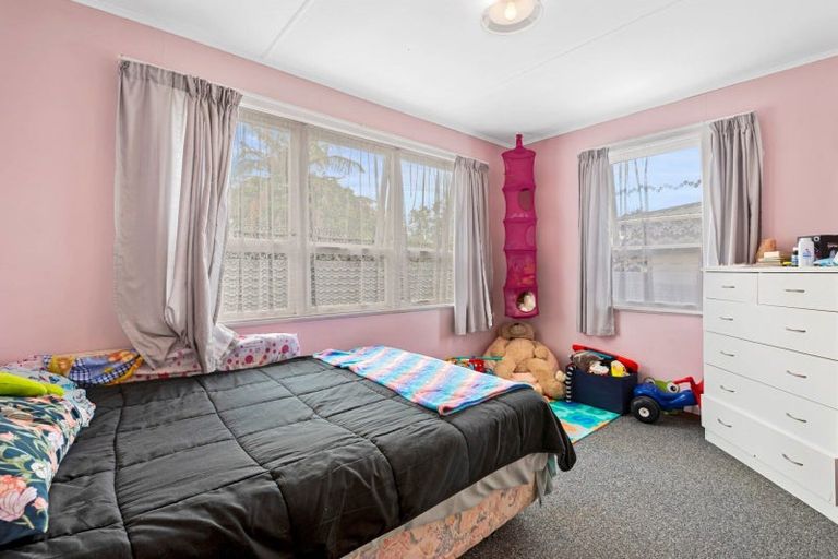 Photo of property in 15 Wharenui Road, Owhata, Rotorua, 3010