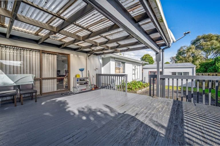 Photo of property in 3 Selsey Lane, Manurewa, Auckland, 2102