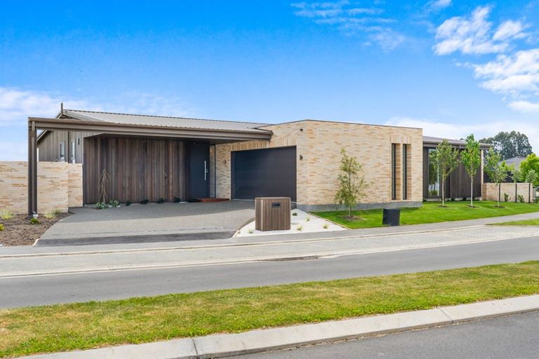 Photo of property in 90 Stationmasters Way, Prebbleton, 7604