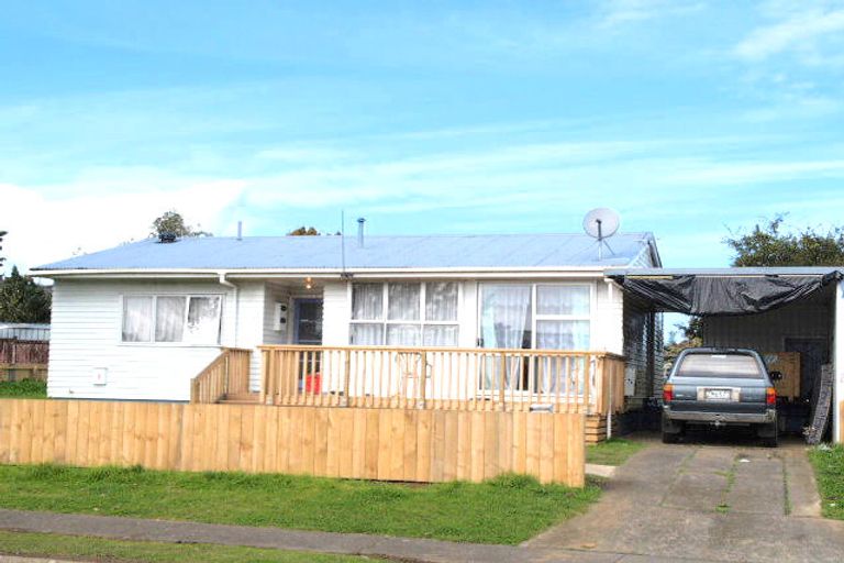 Photo of property in 10 Calthorp Close, Favona, Auckland, 2024