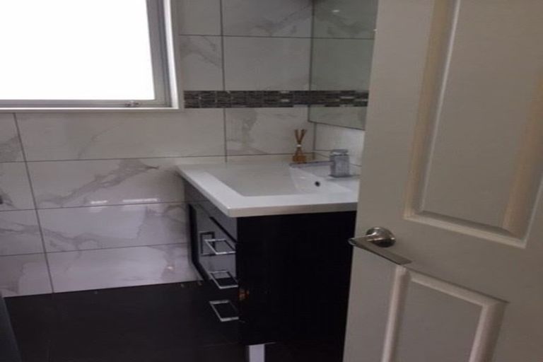 Photo of property in 253 Swanson Road, Henderson, Auckland, 0610