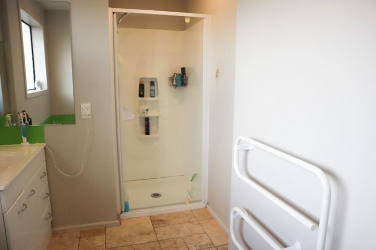 Photo of property in 70a Withells Road, Avonhead, Christchurch, 8042