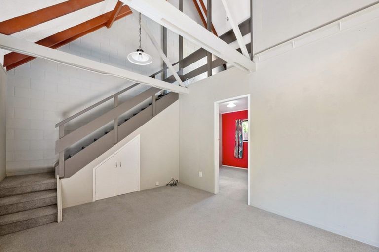 Photo of property in 5/66 Robinson Avenue, Holdens Bay, Rotorua, 3010