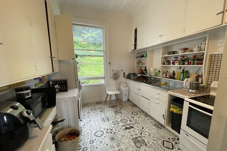 Photo of property in 16a Clifton Terrace, Kelburn, Wellington, 6012