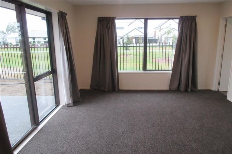 Photo of property in 8 Derek Anderson Place, Halswell, Christchurch, 8025