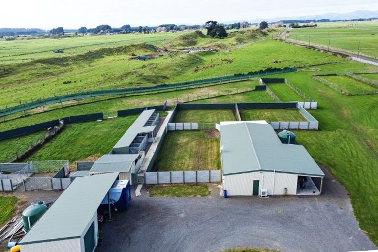 Photo of property in 140 Lake Road, Himatangi, Foxton, 4891