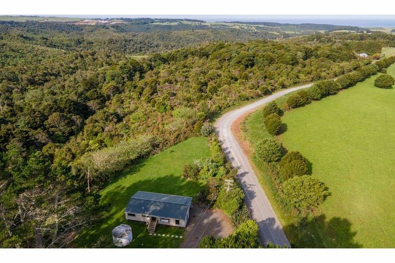 Photo of property in 75 Hikurua Road, Kaeo, 0478