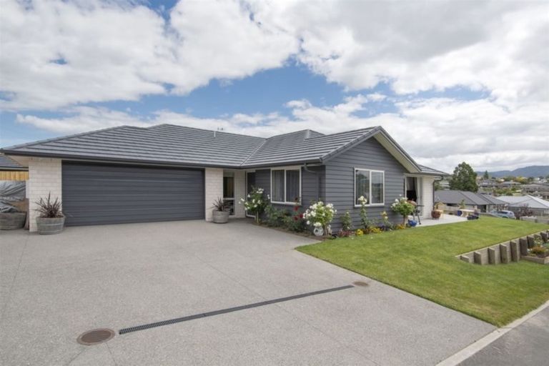 Photo of property in 7 Lomay Place, Te Puke, 3119