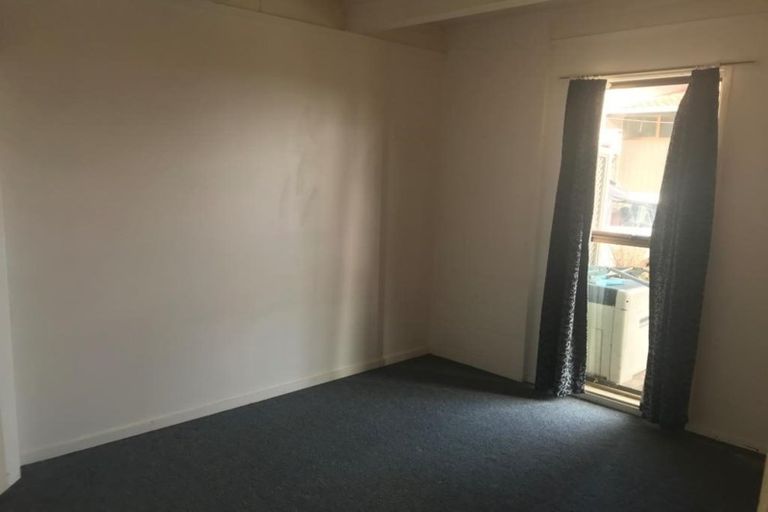 Photo of property in 280c Motutara Road, Muriwai, 0881