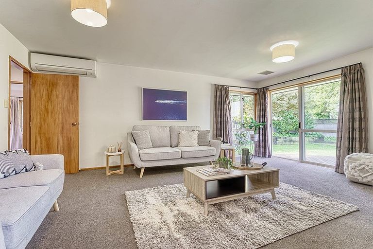 Photo of property in 2/45b Trafford Street, Harewood, Christchurch, 8051