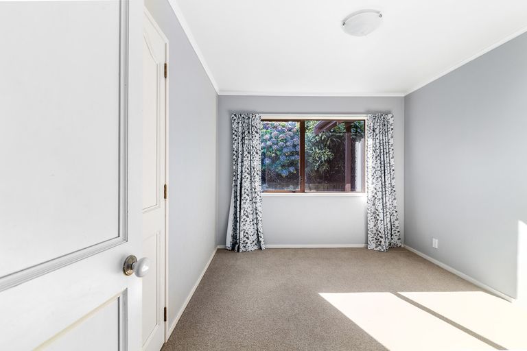 Photo of property in 4 Wharepaina Crescent, Springfield, Rotorua, 3015