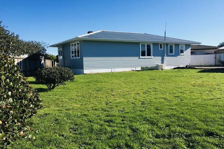 Photo of property in 402 Huia Place, Camberley, Hastings, 4120