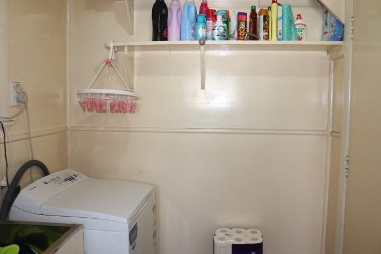 Photo of property in 8a Fairs Road, Milson, Palmerston North, 4414