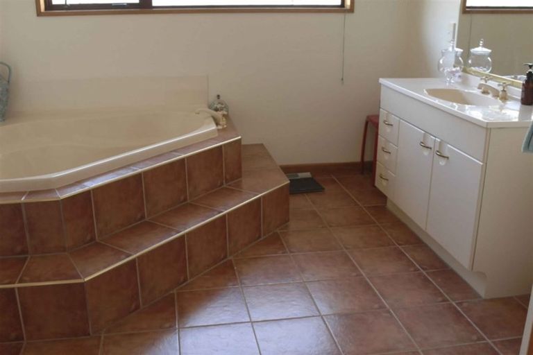 Photo of property in 95 Gimblett Street, Waikiwi, Invercargill, 9810