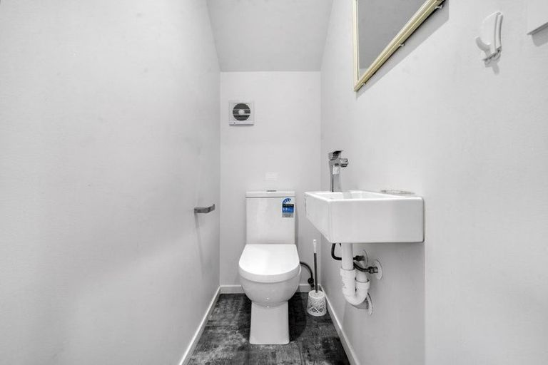 Photo of property in 28a Fernaig Street, Papakura, 2110