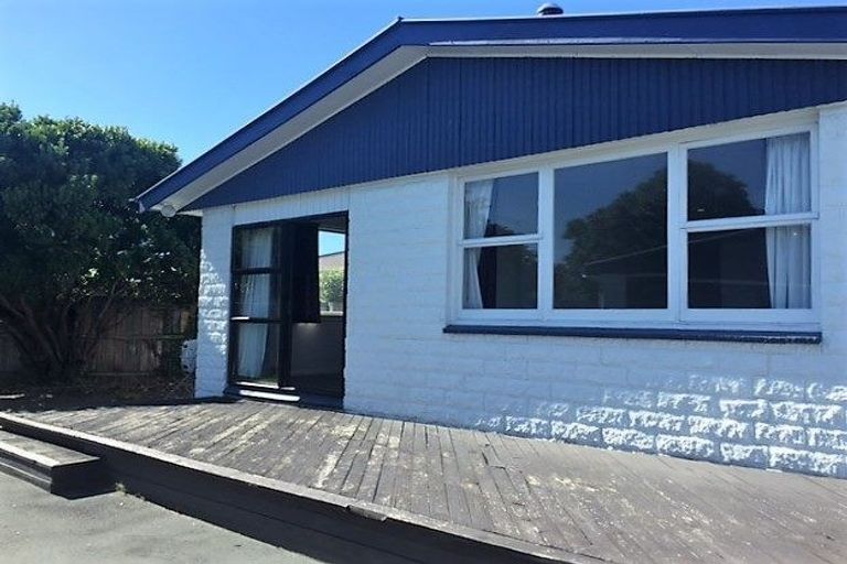 Photo of property in 42 Fern Drive, Halswell, Christchurch, 8025