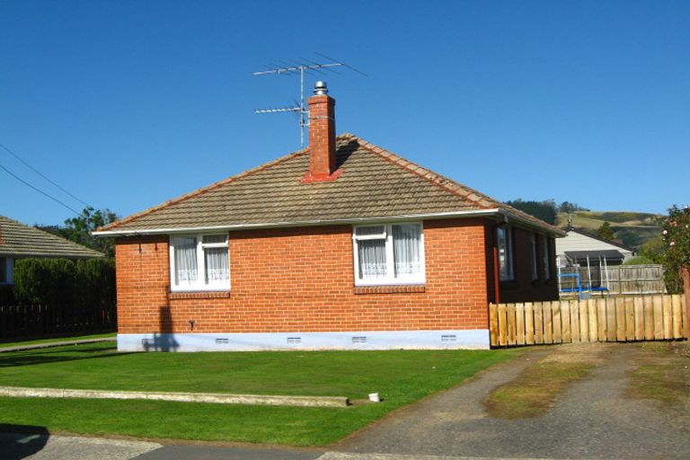 Photo of property in 33 Doon Street, Mosgiel, 9024
