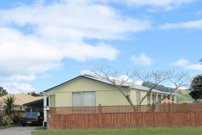 Photo of property in 8 Doncaster Drive, Papamoa Beach, Papamoa, 3118