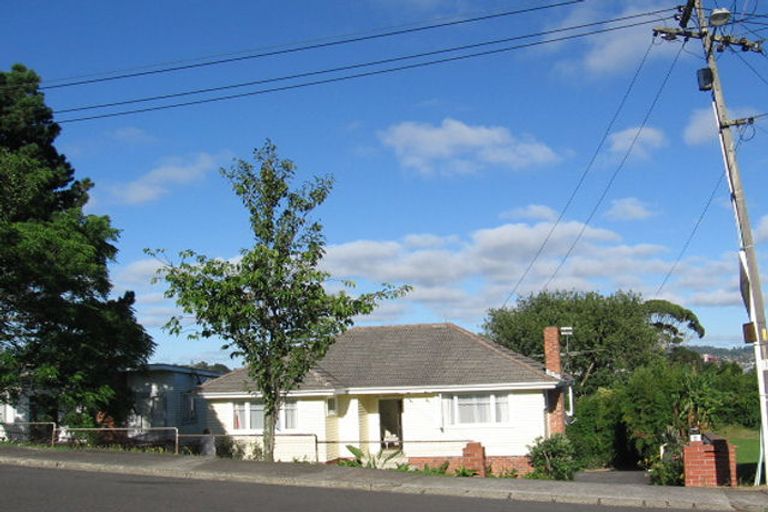Photo of property in 5 Ruawai Road, Mount Wellington, Auckland, 1060
