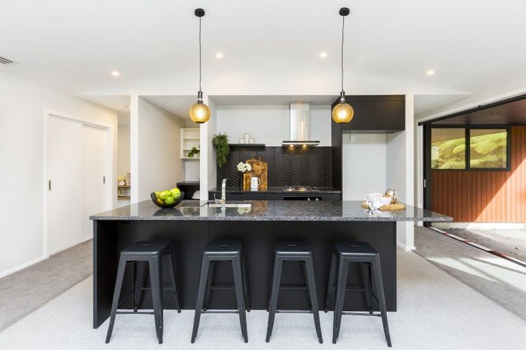 Photo of property in 60 Crest Road, Akatarawa, Upper Hutt, 5372