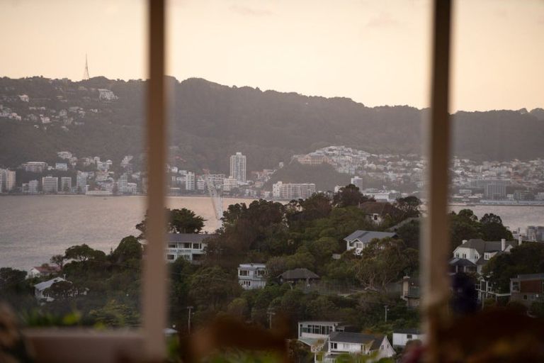 Photo of property in 27 Kabul Street, Khandallah, Wellington, 6035