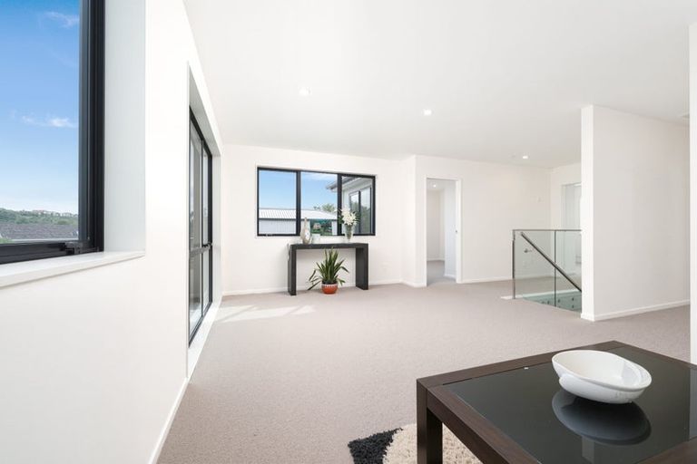 Photo of property in 17d Bahari Drive, Ranui, Auckland, 0612