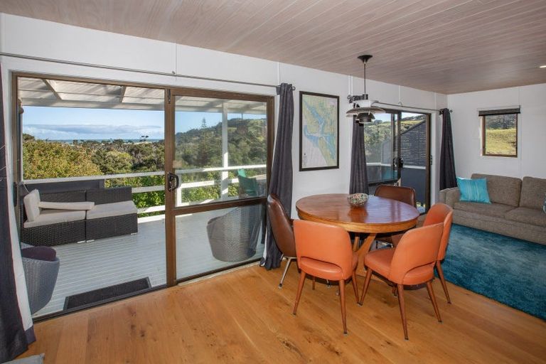 Photo of property in 6569 Pouto Road, Pouto, 0391