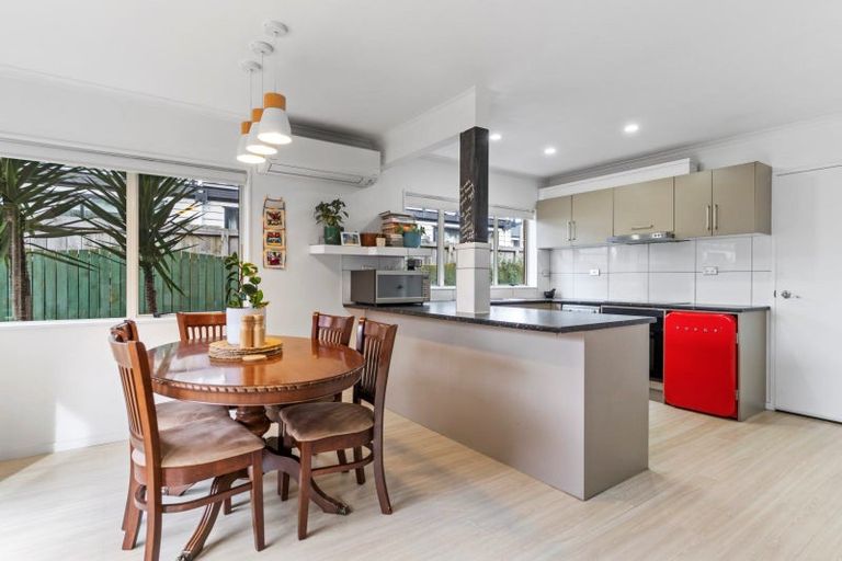 Photo of property in 2/31 Miro Street, Mount Maunganui, 3116