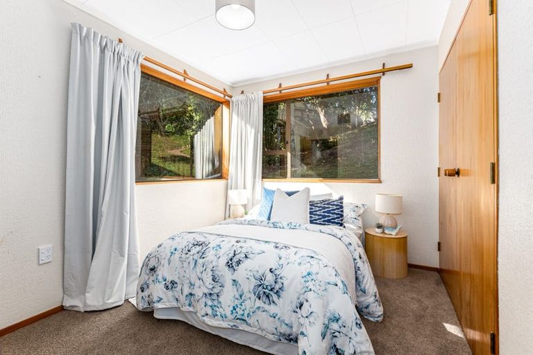 Photo of property in 49 Bayview Road, Paremata, Porirua, 5024
