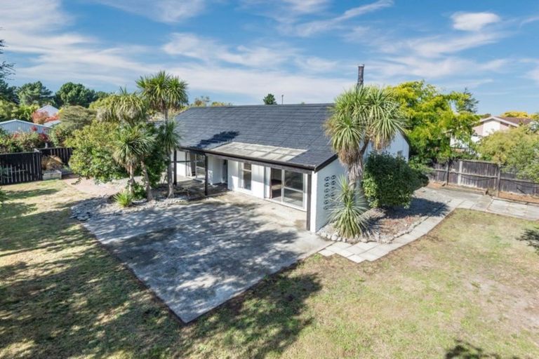 Photo of property in 7 Valecrest Avenue, Parklands, Christchurch, 8083