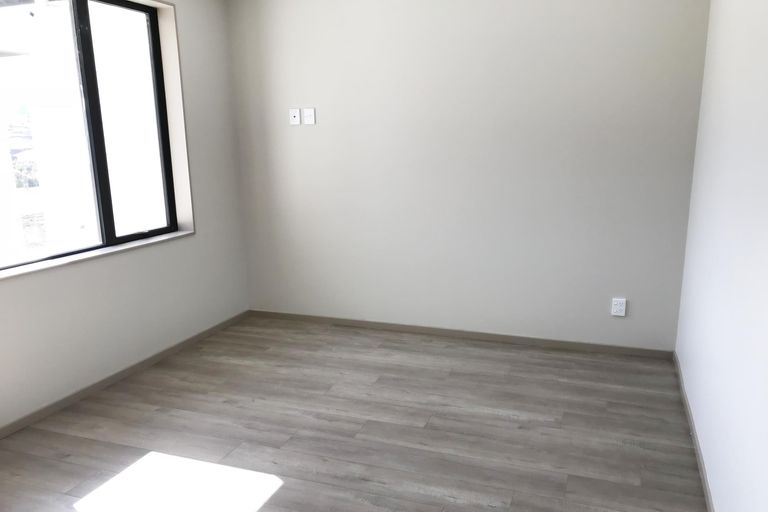 Photo of property in 8 Hillpark Drive, Pokeno, 2402