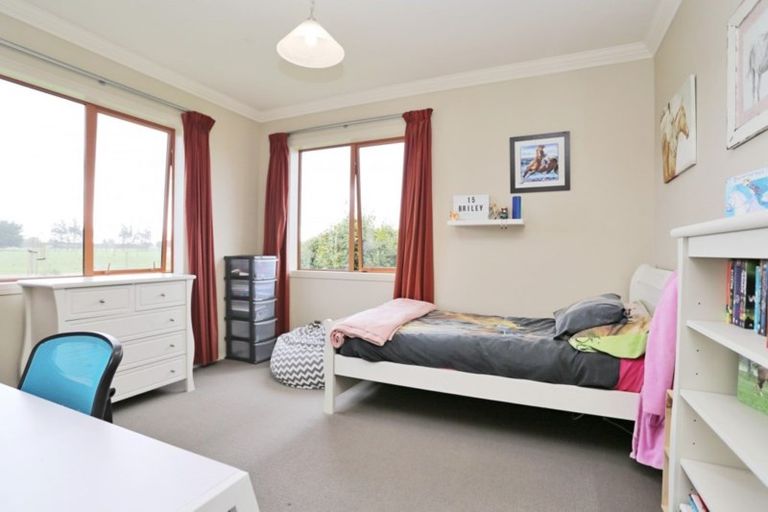 Photo of property in 141 Breeze Road, Ryal Bush, Invercargill, 9876