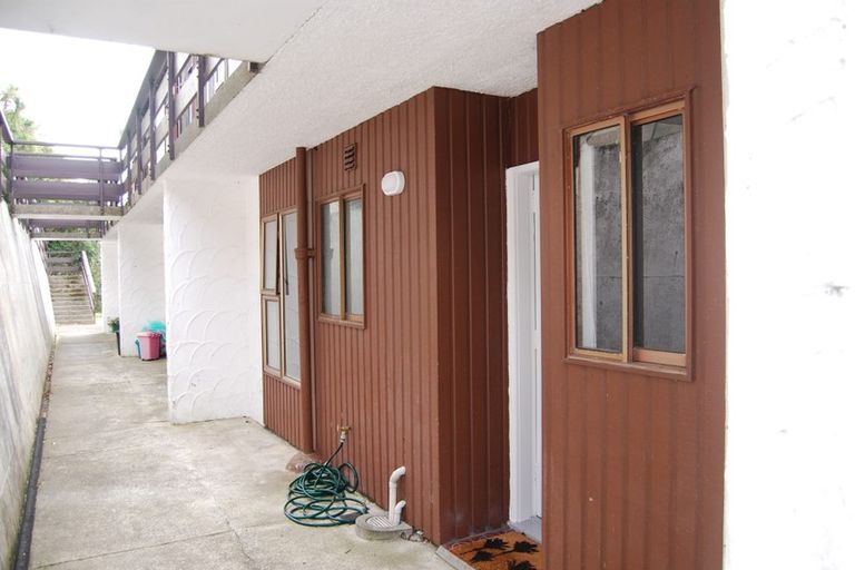 Photo of property in 6/17 Wrights Hill Road, Karori, Wellington, 6012