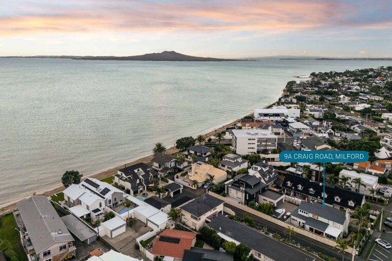 Photo of property in 9a Craig Road, Milford, Auckland, 0620