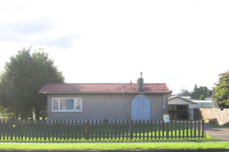 Photo of property in 56 Baird Road, Tokoroa, 3420