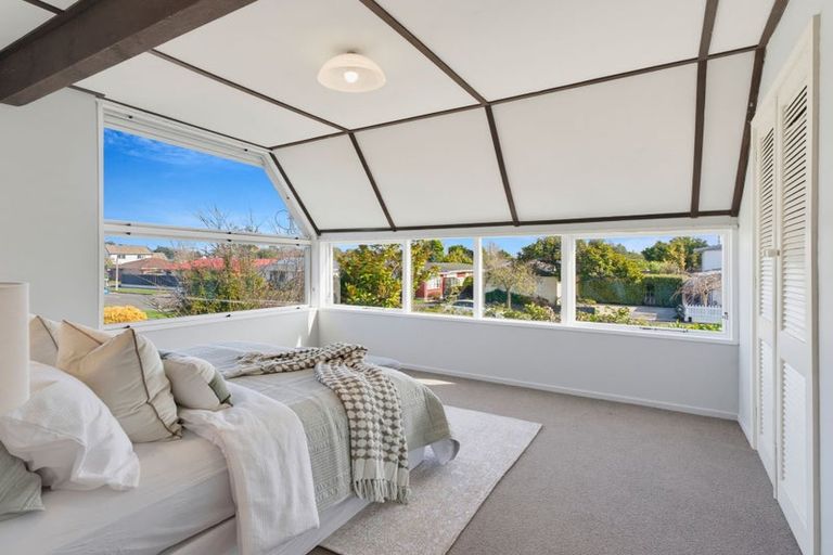 Photo of property in 1 Quinton Place, Bishopdale, Christchurch, 8053