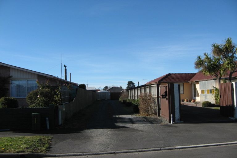Photo of property in 44 Castletown Place, New Brighton, Christchurch, 8083