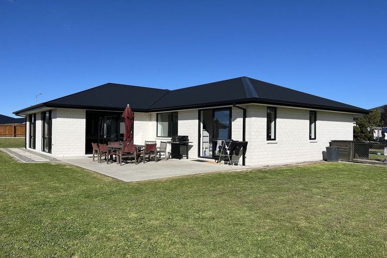 Photo of property in 5 Ormandy Court, Amberley, 7410