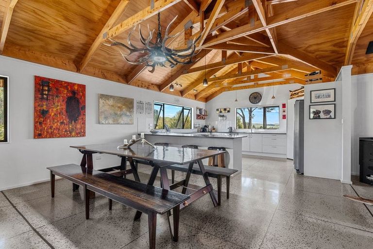 Photo of property in 575 Blue Rock Road, Ruakokoputuna, Martinborough, 5781