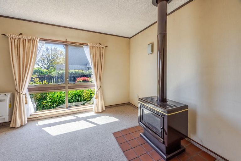 Photo of property in 1/11 Goodger Street, Waipukurau, 4200