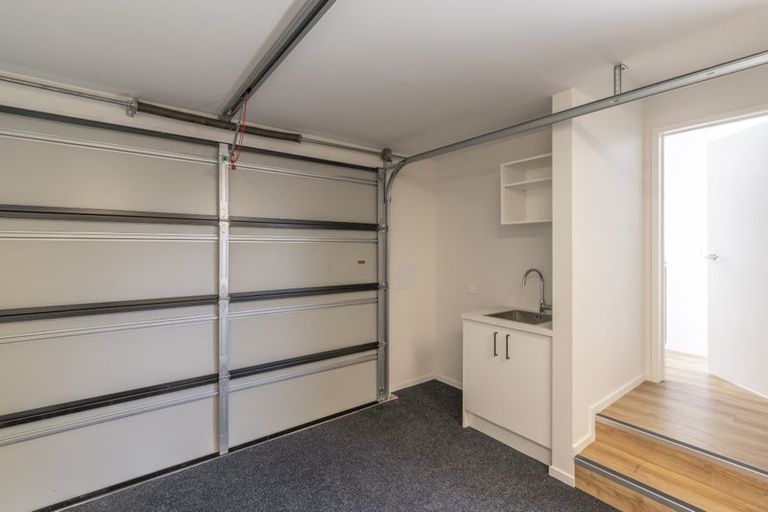 Photo of property in 4/63 Waltham Road, Sydenham, Christchurch, 8023